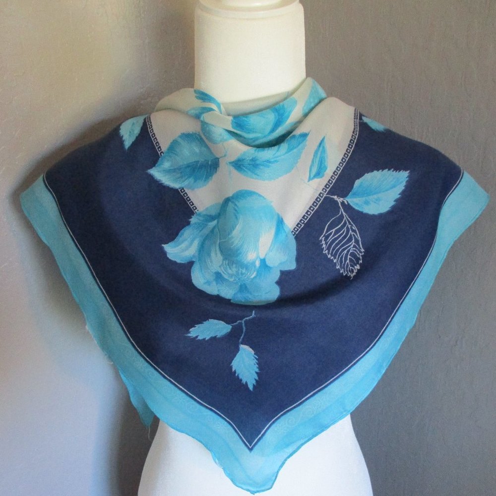 1940s navy floral scarf